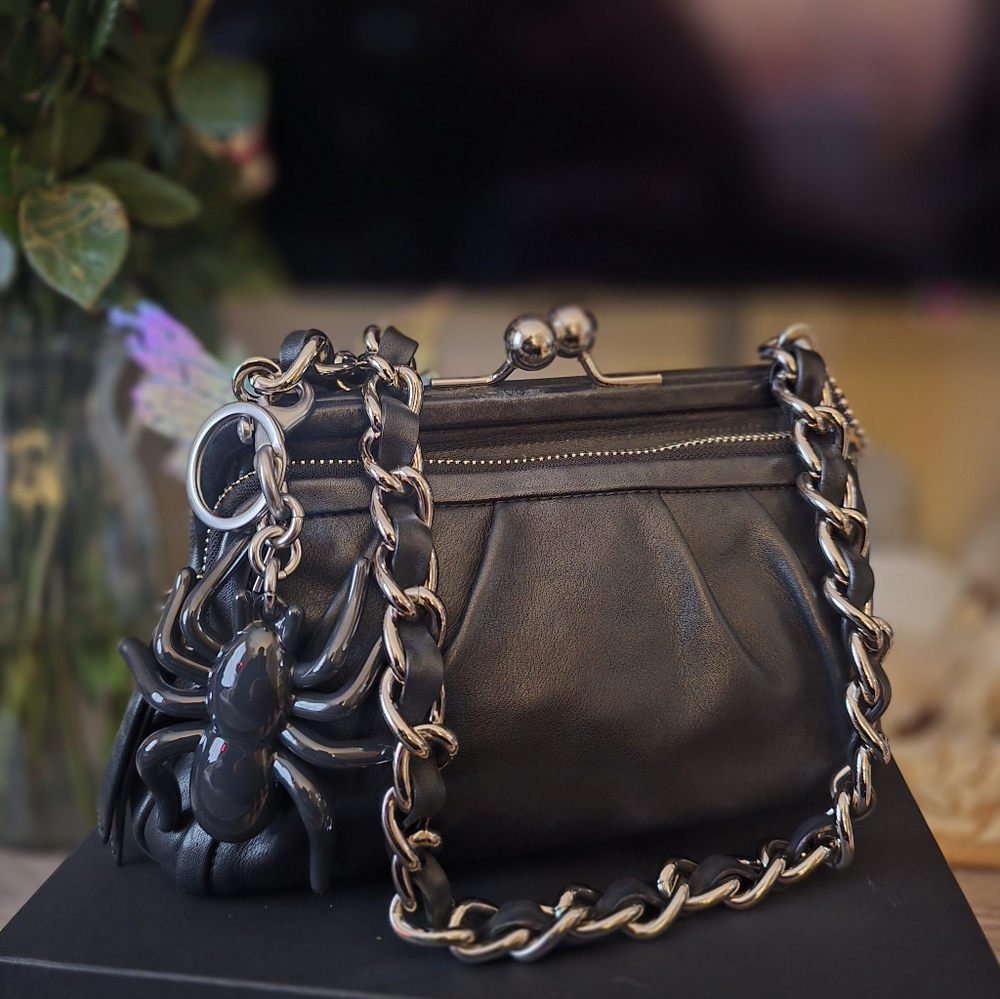 Coach Parker Kisslock Black Leather Chain Shoulder Bag With Coach Spider Charm - Picture 11 of 11